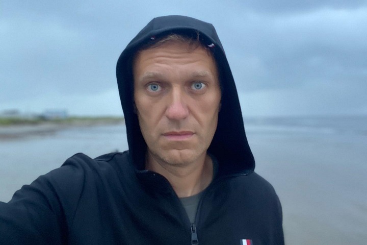 Близкие Навального: полиция нашла «смертельно опасное вещество»