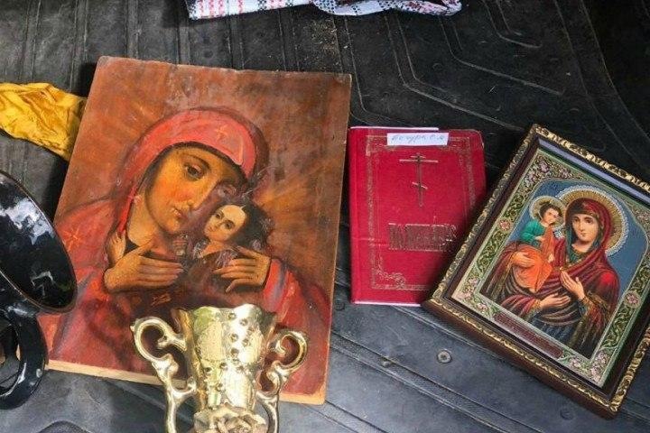 Бийчанин вынес со съемной квартиры икону за миллион рублей