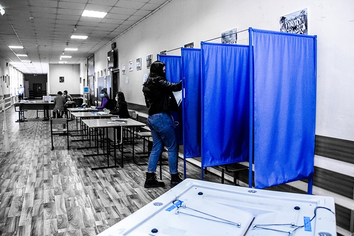Досрочное голосование в Сибири: нарушения и прослушка кандидатов