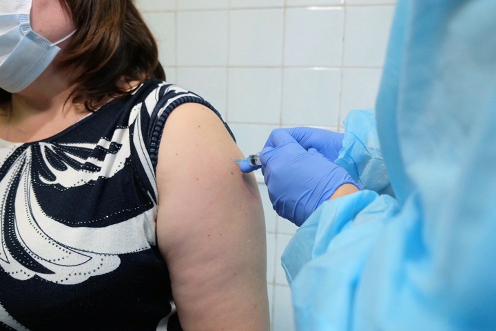Новосибирские медики рассказали о «радости» после вакцинации от COVID