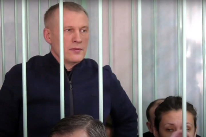 Экс-главу администрации Виктора Зимина осудили за взятки