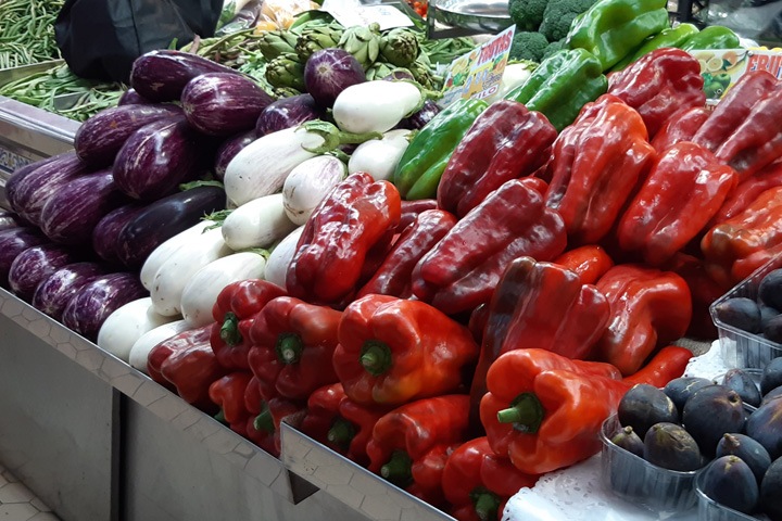 Покупателям запретили взвешивать фрукты и овощи в магазинах Забайкалья из-за коронавируса