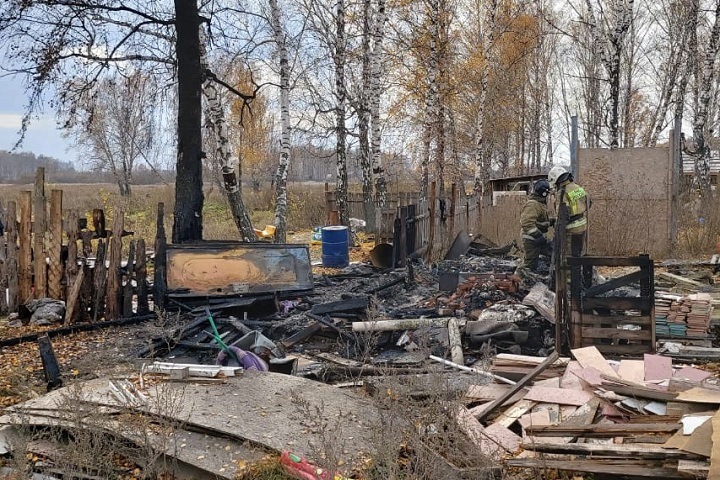 Трое новосибирцев погибли при пожаре