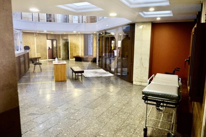 «Койки стоят в коридорах»: коронавирусные больницы Улан-Удэ полны на 97%