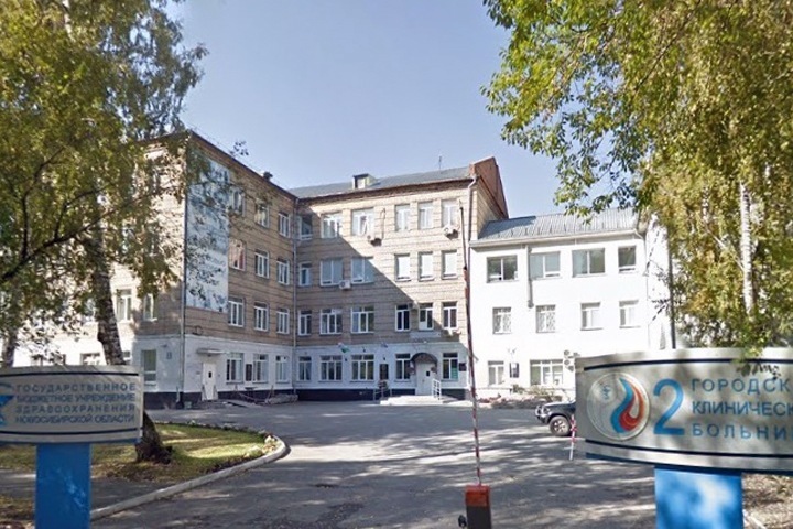 Новосибирская больница осталась без ремонта по госконтракту