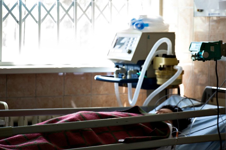 Пациенты с пневмонией замерзают в кузбасской больнице