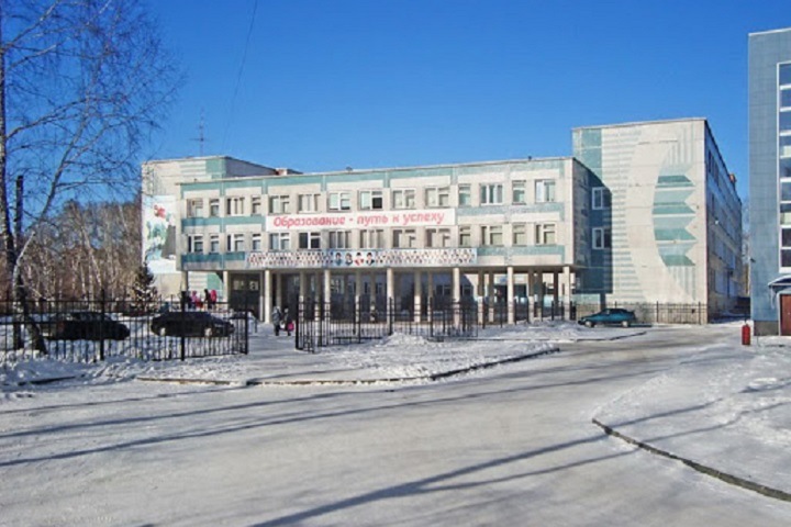 Полиция потребовала данные всех учеников новосибирской гимназии и их родителей
