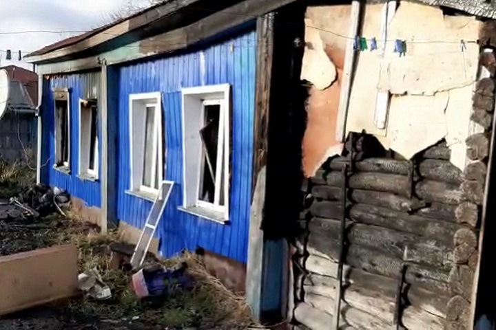 Трое детей погибли при пожаре в Новосибирской области