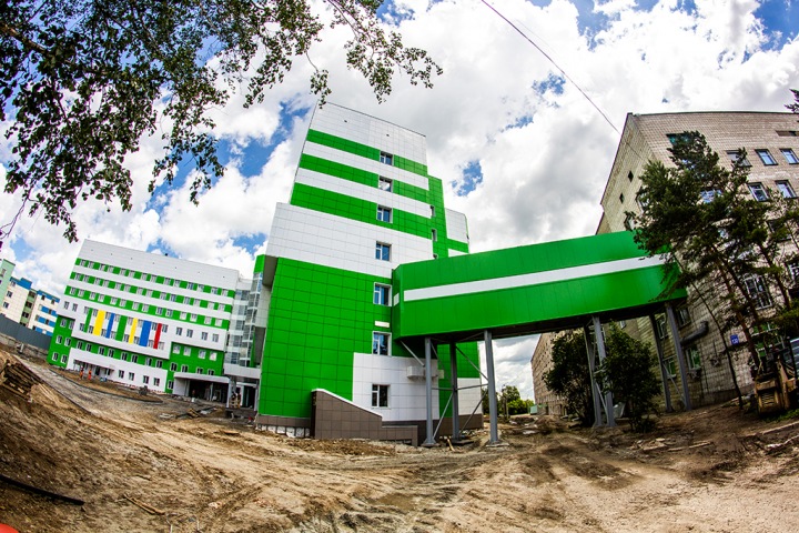 Новосибирский перинатальный центр откроется досрочно и начнет принимать пациентов с COVID-19