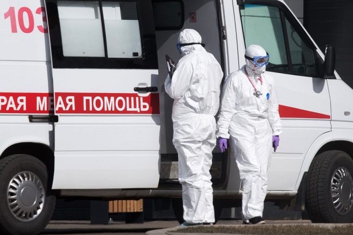Медики Хакасии пожаловались Путину и Шойгу на ситуацию с коронавирусом. К ним едут врачи из Москвы