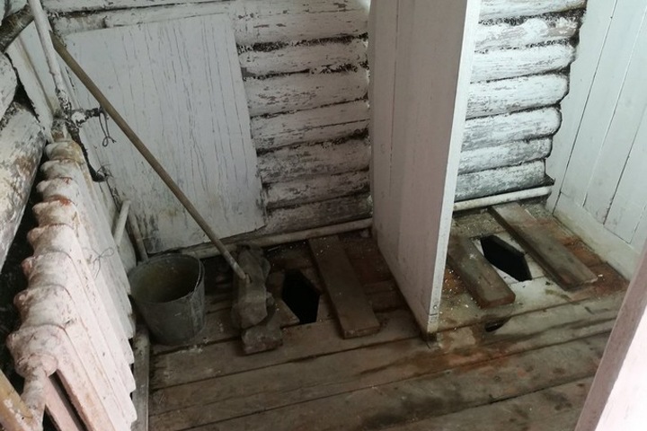 Суд закрыл единственный школьный туалет в забайкальском селе