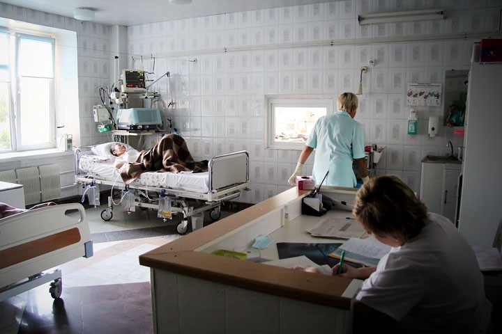 Персонал начал массово увольняться из читинской больницы