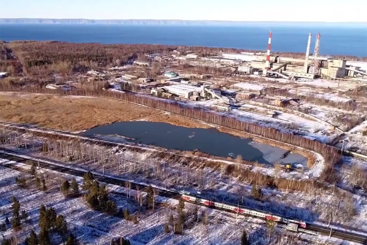 Отходы БЦБК с 400-кратным превышением вредных веществ слили в Байкал