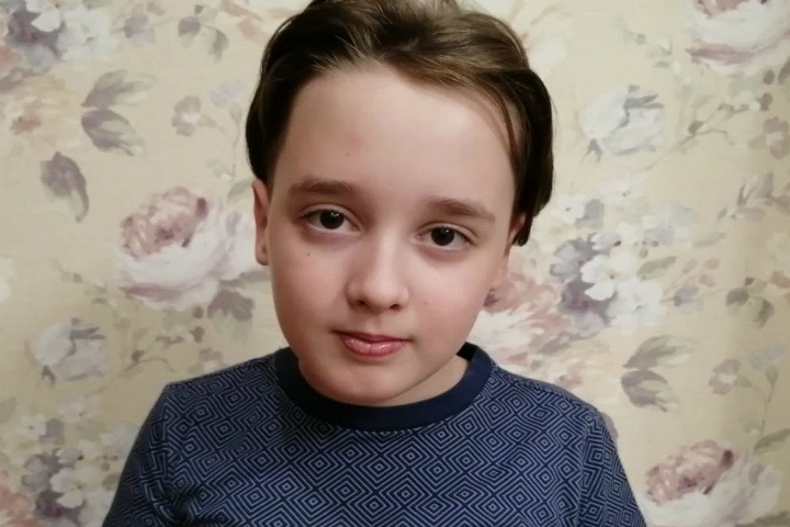 Мальчику с ДЦП из Новосибирска нужно лечение, чтобы ходить