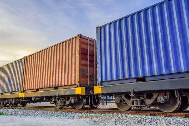 Железнодорожные контейнеры: применение, виды и требования