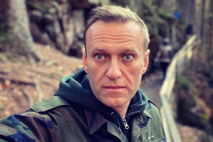 Алексей Навальный возвращается в Россию