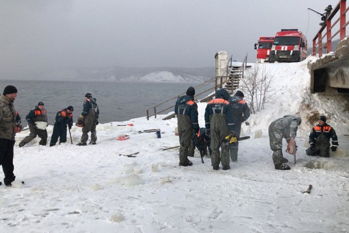 МЧС сняло режим повышенной готовности из-за угрозы подтопления поселка на Байкале
