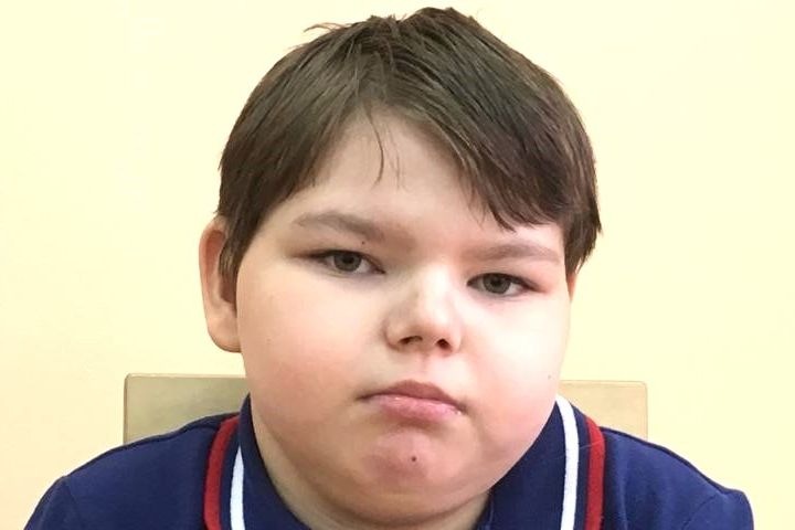 Мальчику с ДЦП из Новосибирска нужно дорогое лечение, чтобы ходить