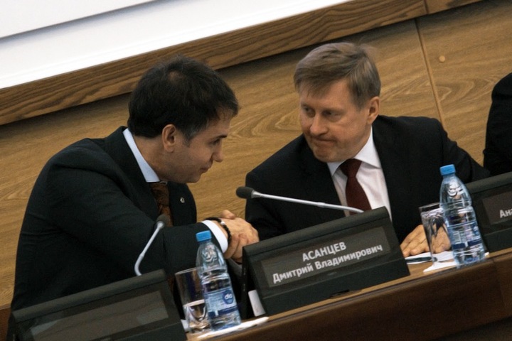 Какие вопросы должны были задать единороссы мэру Новосибирска
