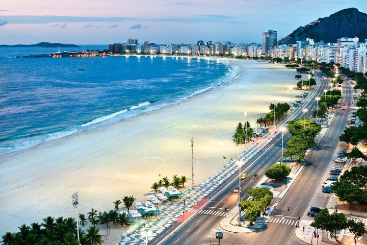 Президент Татарстана сравнил пляжи Бурятии с Рио-де-Жанейро