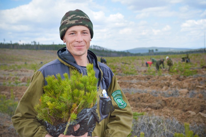 Полпред Путина проконтролирует дело задержавшего браконьеров инспектора Байкальского заповедника