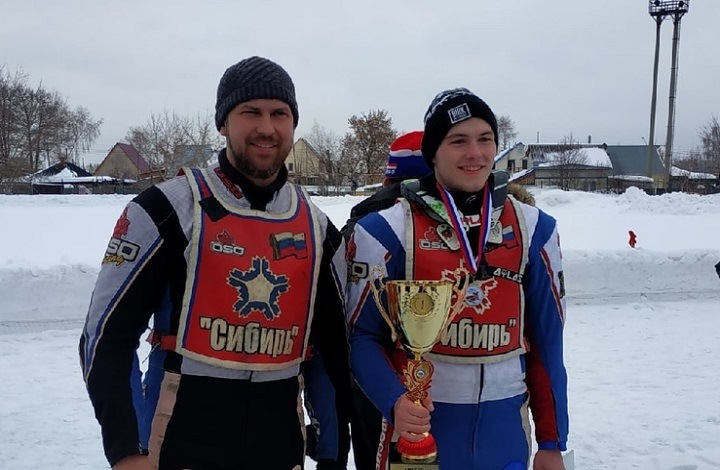 Новосибирские мотогонщики завоевали полный комплект наград