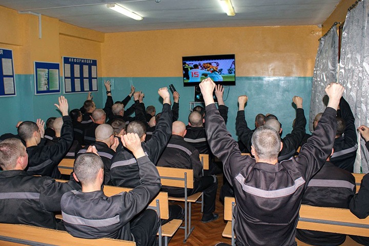 Избитые охраной после поражения сборной России по футболу заключенные читинской колонии пошли в ЕСПЧ