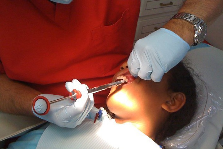 Задержан тувинский стоматолог, после укола которого умерла пятилетняя девочка