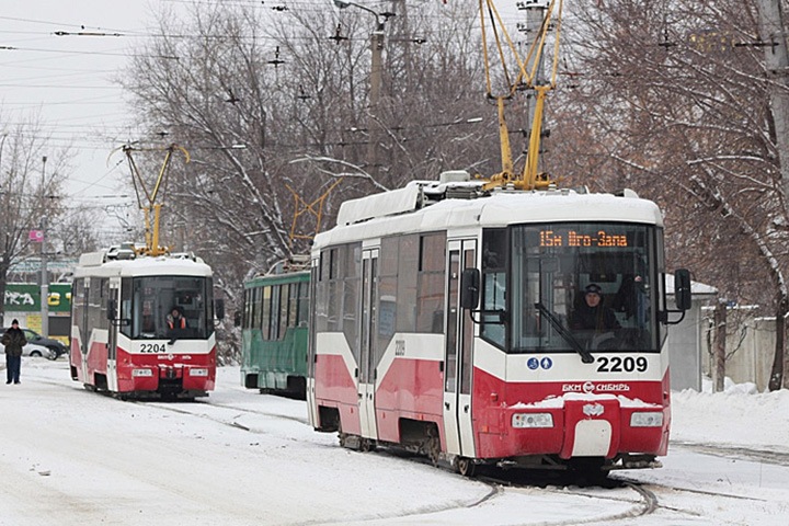 Вице-спикера новосибирского заксобрания заинтересовали 70 «опасных» трамвайных остановок