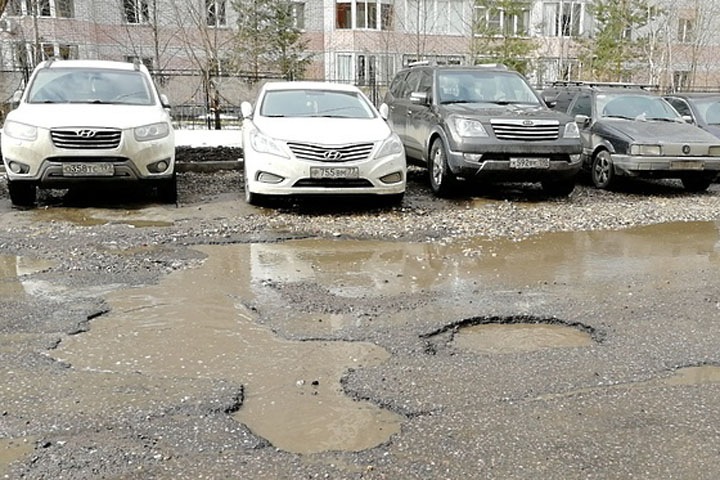 Новосибирское правительство и депутаты «жестко проконтролируют» расходование выделенных мэрии на ремонт дорог денег