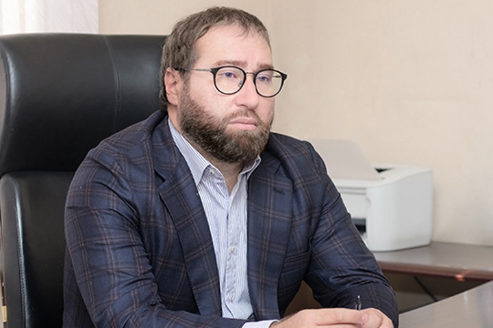 Сибирский депутат Госдумы выступил против работы заключенных на крупных стройках, напомнив о ГУЛАГе и каторге
