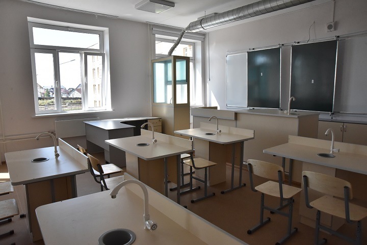 Три класса и группу в детсаду закрыли из-за коронавируса в Бердске