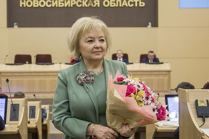 Новосибирские депутаты усилят взаимодействие с омбудсменом по проблеме предоставления жилья для сирот