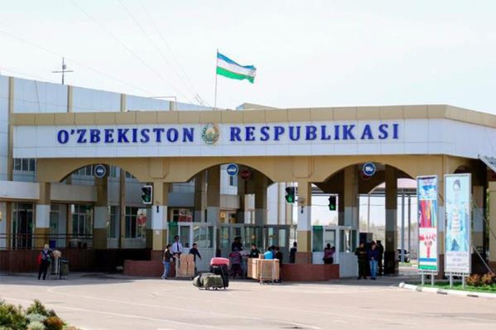 Одного из лидеров узбекской диаспоры на Алтае лишили гражданства РФ и планируют выслать из страны
