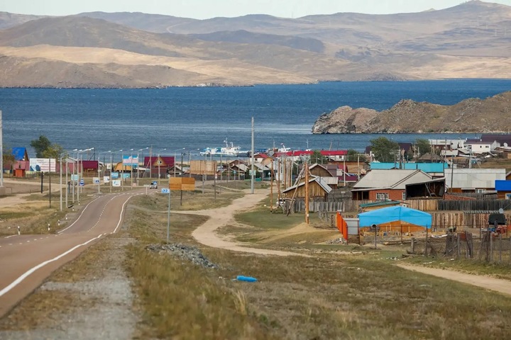 Шестнадцать поселений на Байкале остались без света из-за аварии