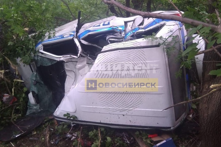 Полицейский разбился в аварии под Новосибирском