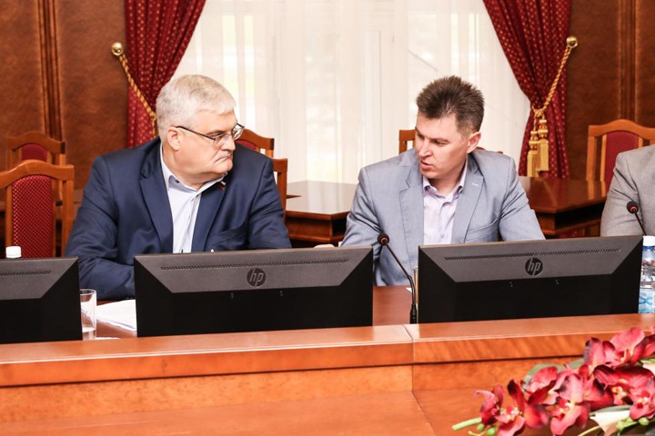 Новосибирские депутаты выступили против ужесточения процедуры получения разрешения на оружие