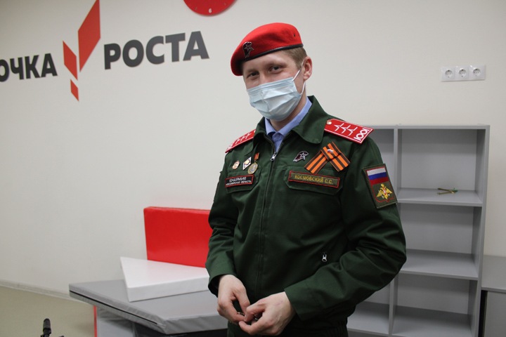 Руководитель военно-патриотического клуба, чьи воспитанники устроили стрельбу в лагере под Новосибирском, отрицает версию СК