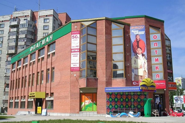 ТЦ продается в центре Новосибирска за 430 млн рублей