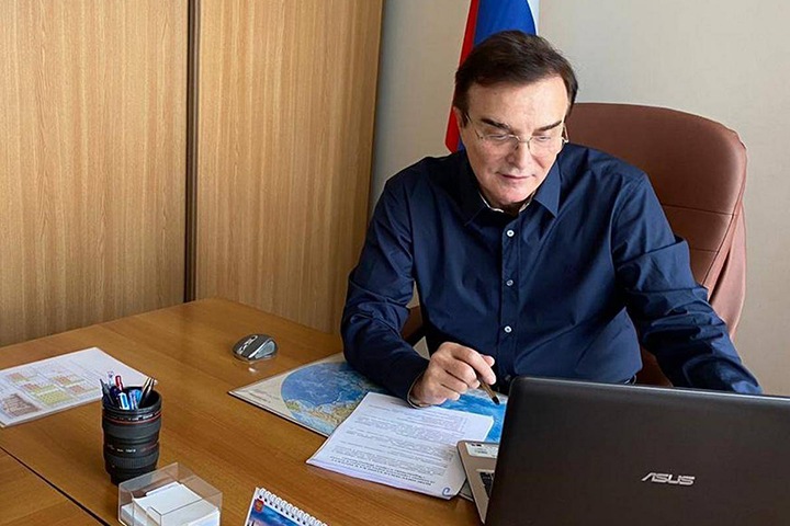 Кузбасский суд отказался снимать с выборов Госдумы единоросса с иностранными активами