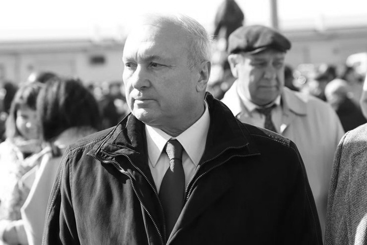 Умерший от сердечного приступа красноярский депутат Госдумы переживал, что «ЕР» не пустила его на выборы