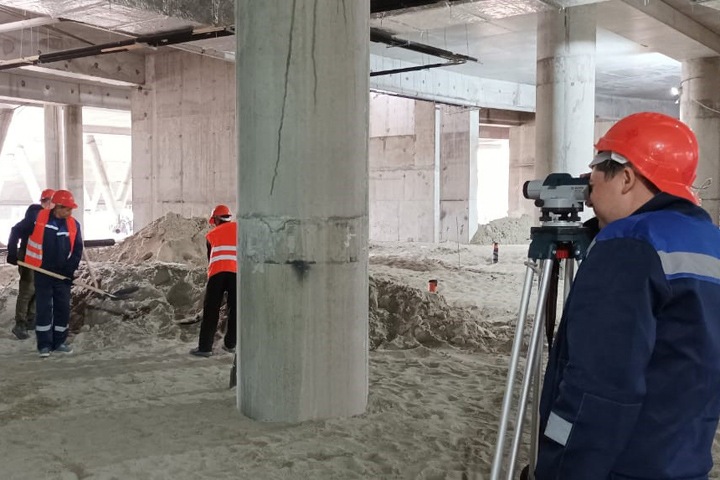 Осужденных привлекли к работам на строительстве новой ледовой арены в Новосибирске