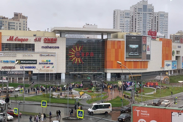 Торговые центры эвакуируют в Новосибирске