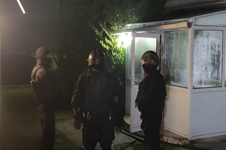 «Имитировали изнасилование»: в Иркутске Свидетели Иеговы рассказали о пытках при задержании