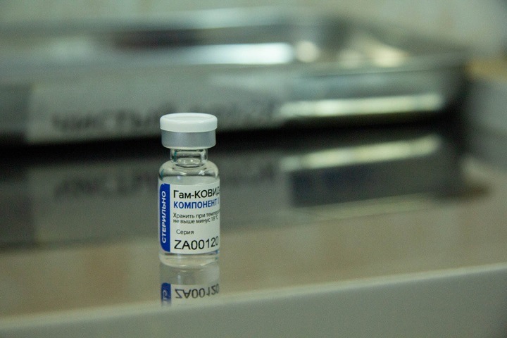 QR-коды и обязательную вакцинацию вводят в Новосибирской области