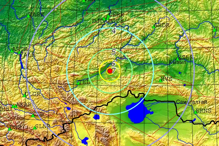 Землетрясение интенсивностью более 7 баллов в эпицентре произошло в Туве