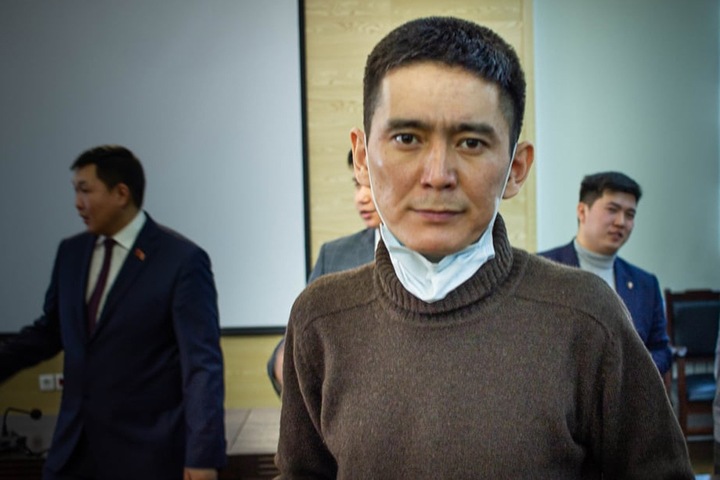 Кинорежиссера из Улан-Удэ будут судить за акцию КПРФ против итогов выборов Госдумы
