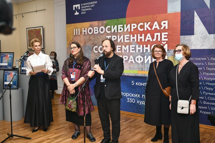 «Хорошо подготовились»: эксперт-искусствовед о Новосибирской триеннале