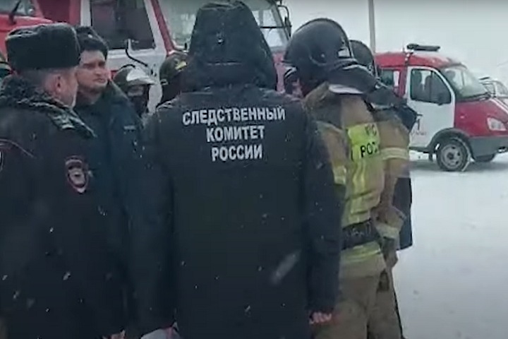Глава МЧС вместе с психологами вылетает на шахту в Кузбасс, где произошел взрыв