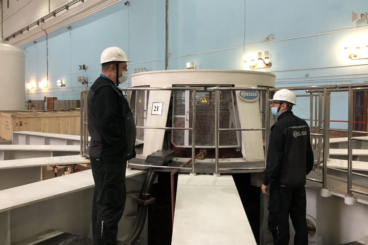 Гидрогенератор завода ЭЛСИБ запущен на Иркутской ГЭС
